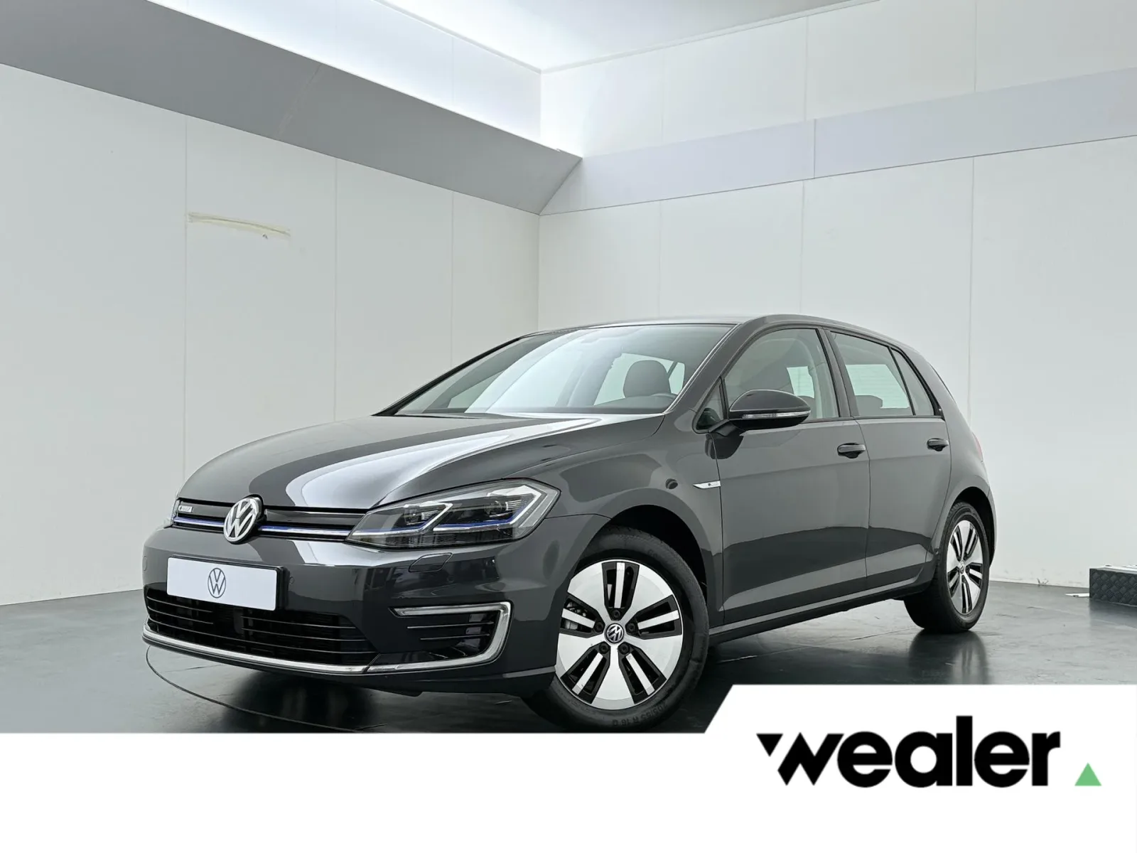 Volkswagen E-Golf (2020) — foto 1
