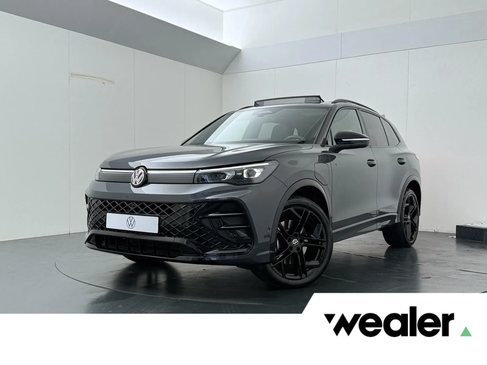 Volkswagen Tiguan (2025) — foto 1