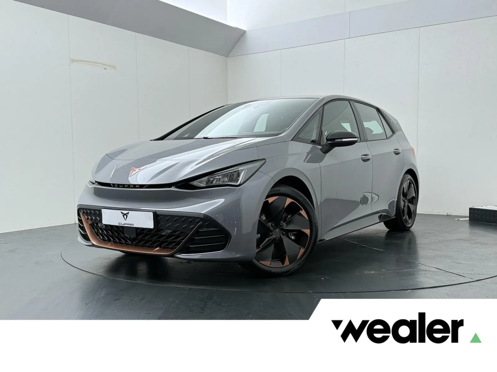 CUPRA Born (2024) — foto 1