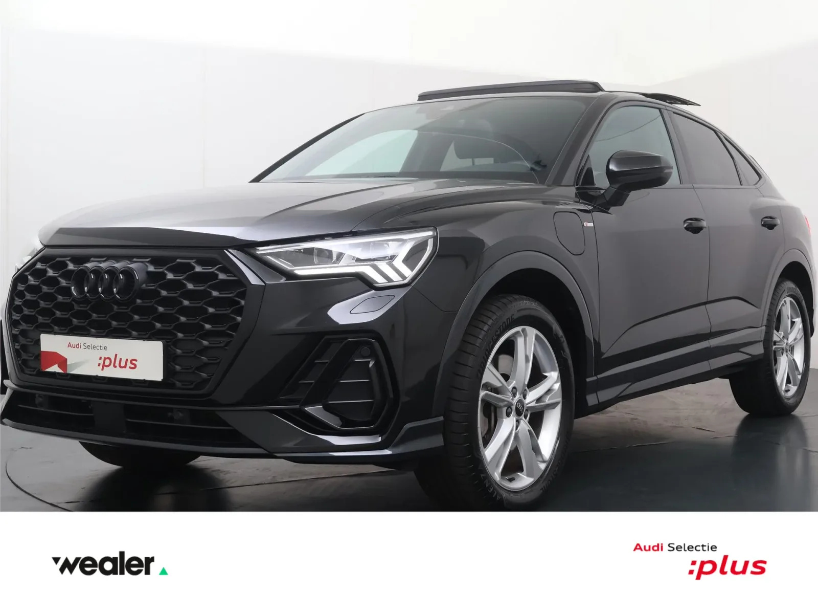Audi Q3 Sportback (2023) — foto 1