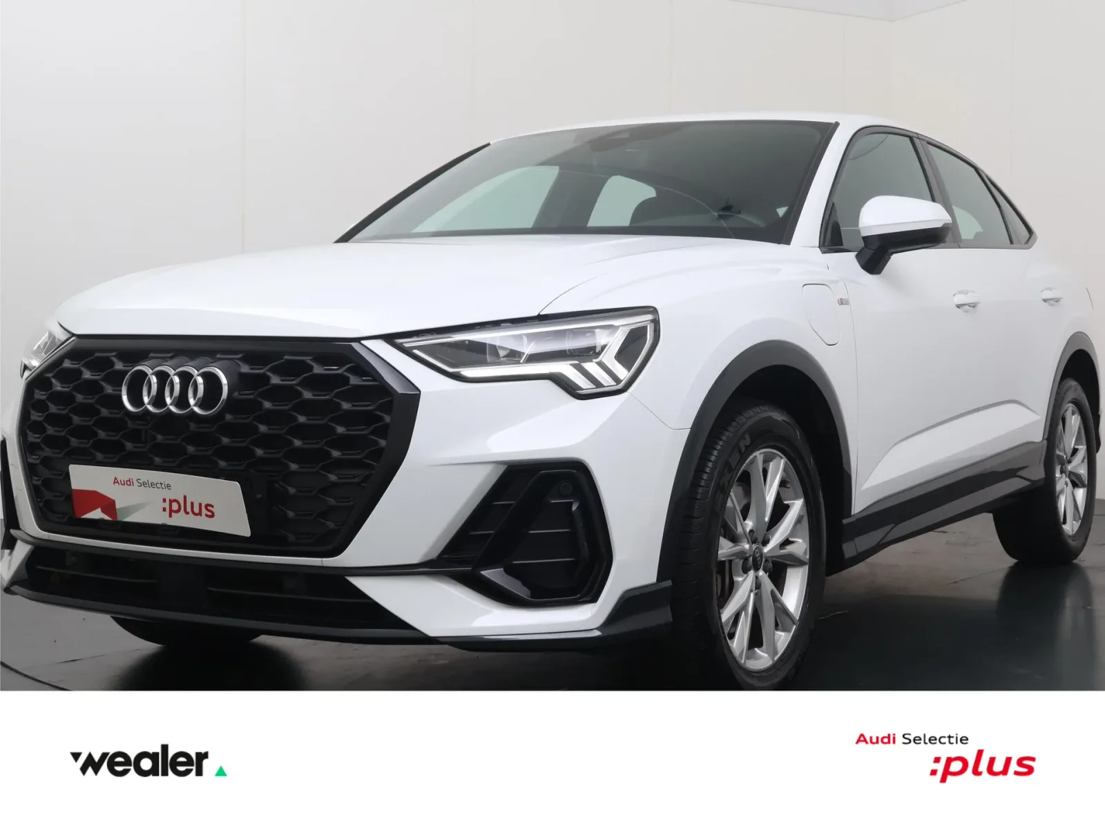 Audi Q3 Sportback (2023) — foto 1