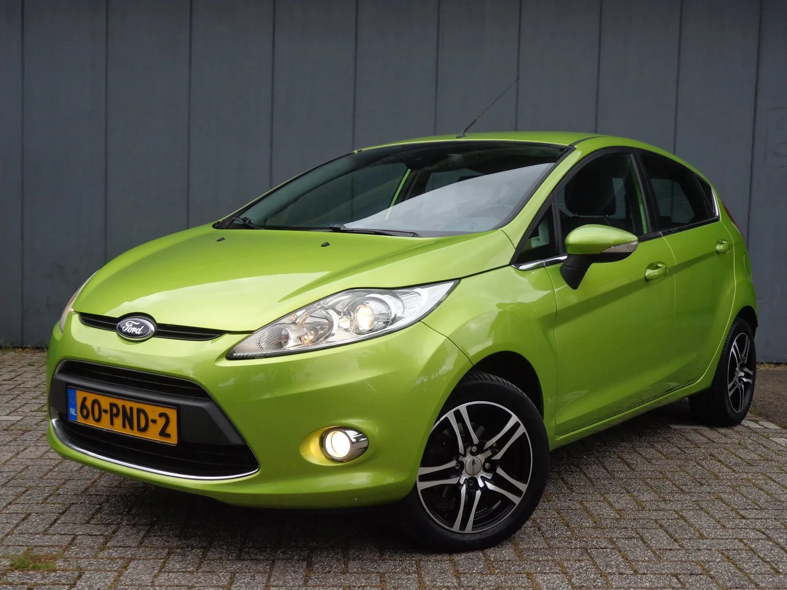 Ford Fiesta (2011) — foto 1
