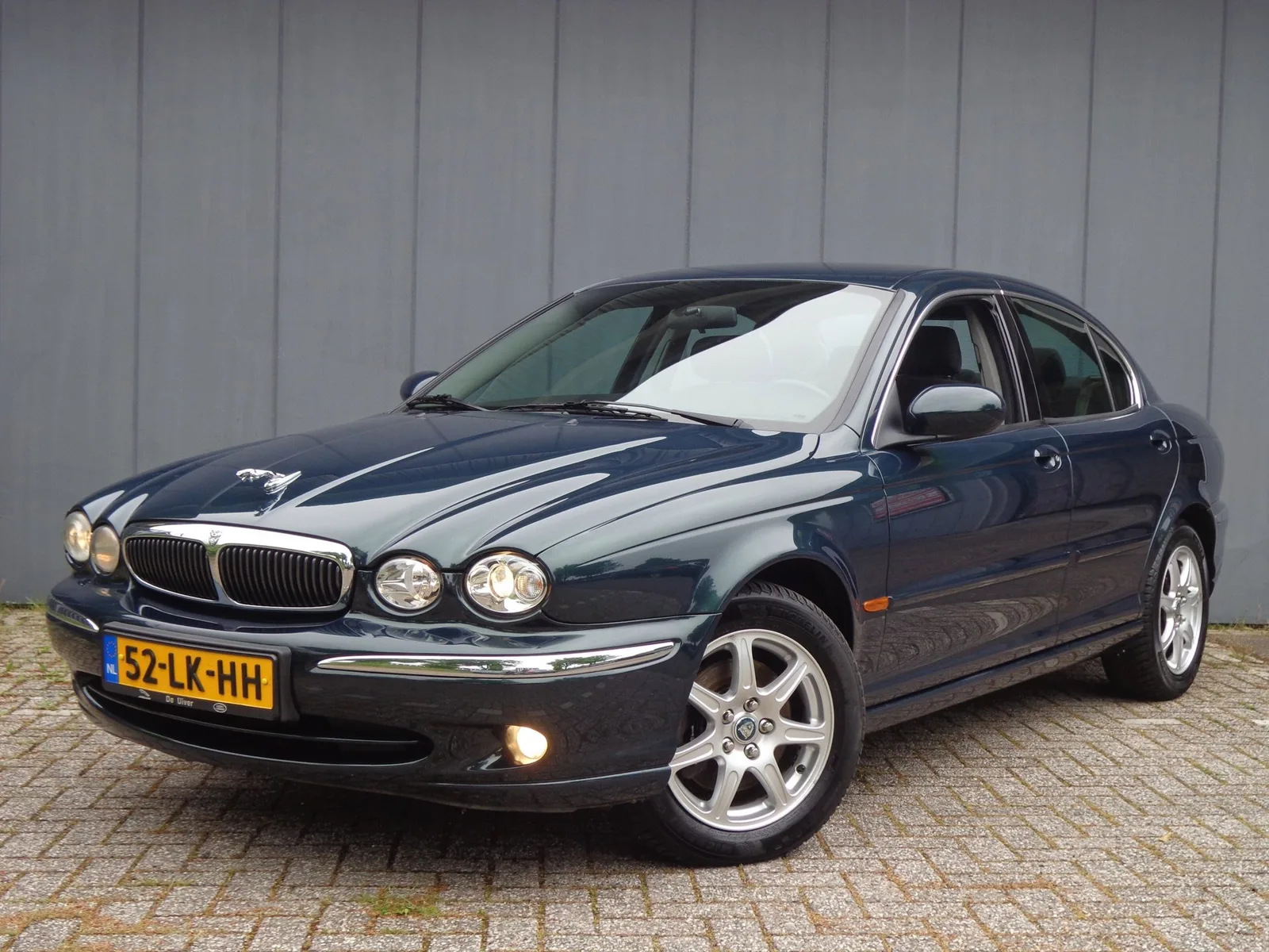 Jaguar X-Type (2003) — foto 1