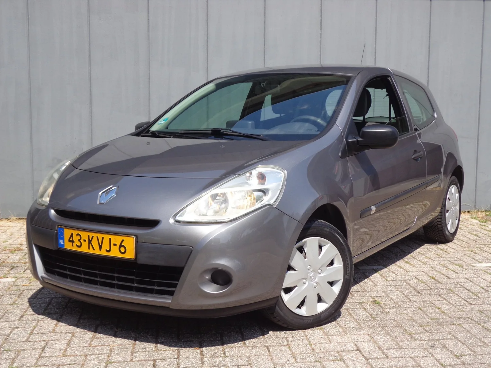 Renault Clio (2010) — foto 1