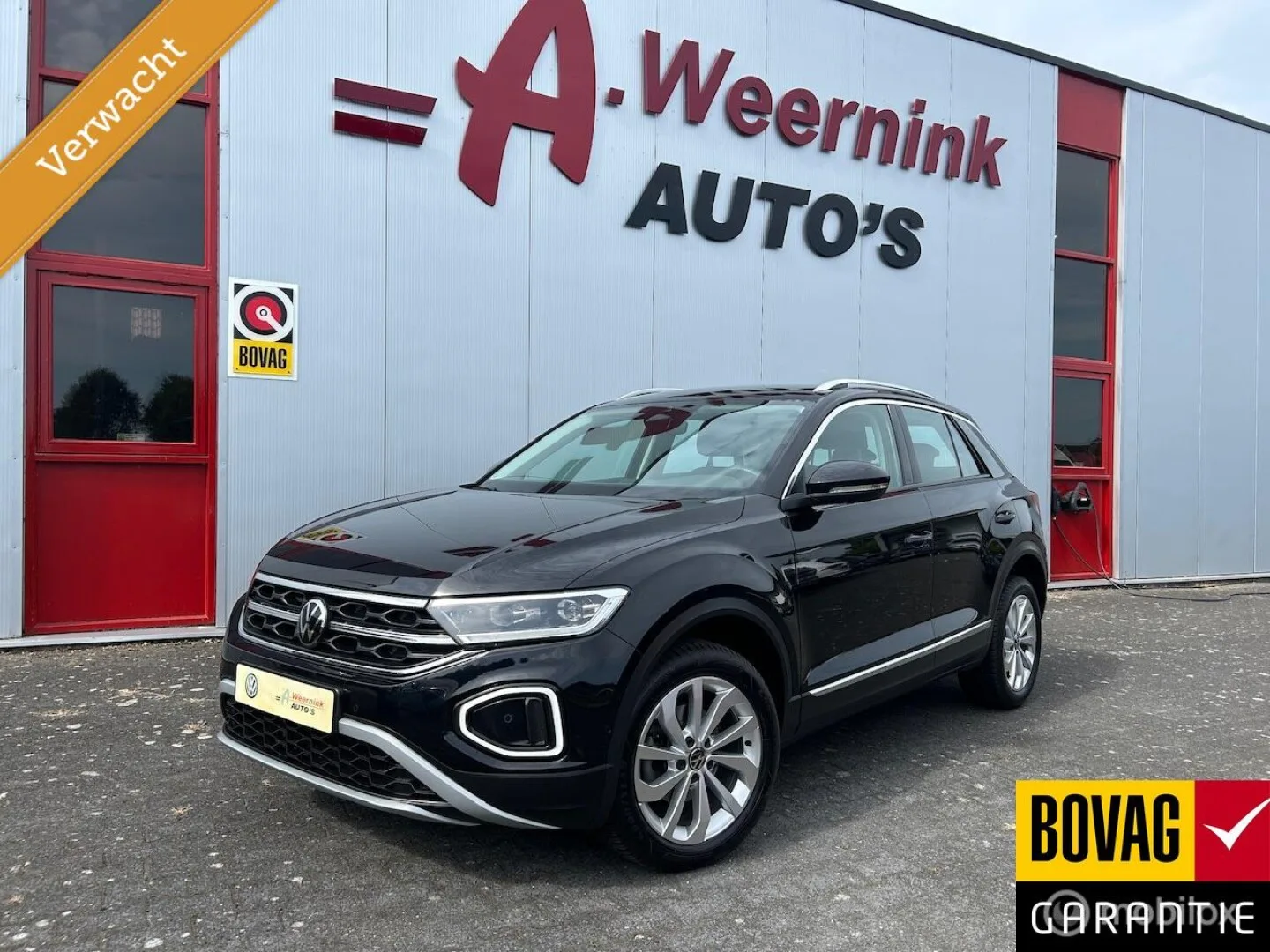 Volkswagen T-Roc (2023) — foto 1