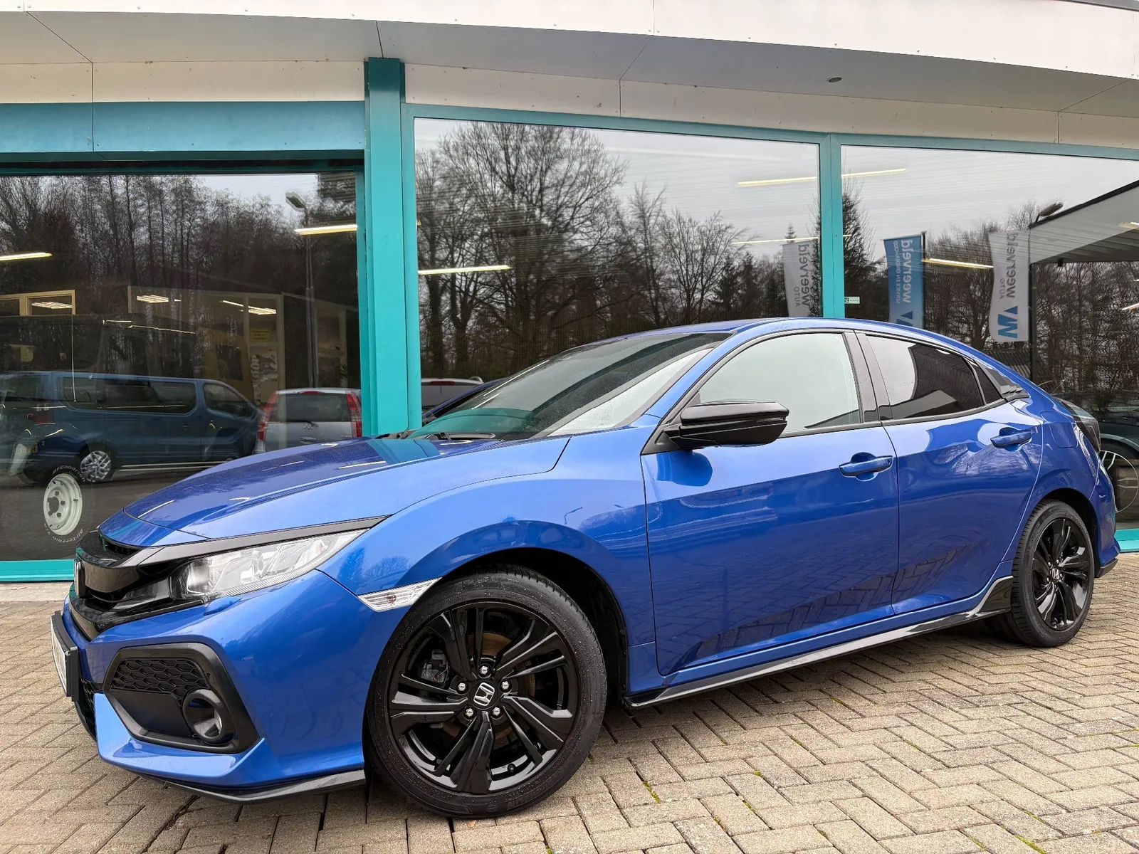 Honda Civic (2019) — foto 1