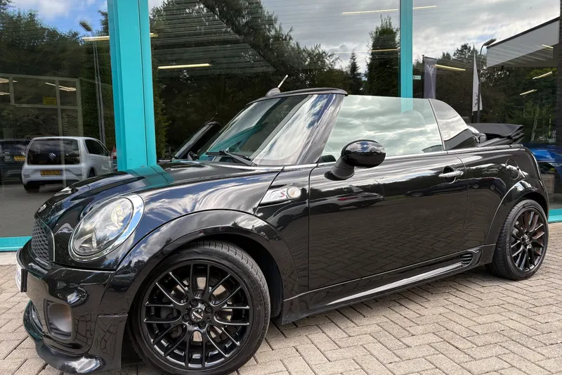 MINI Cabrio (2011)