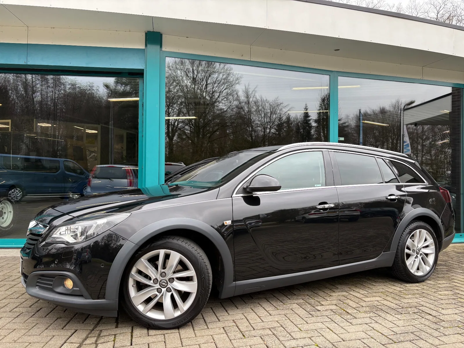Opel Insignia (2017) — foto 1