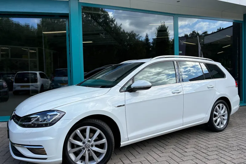 Volkswagen Golf (2020)