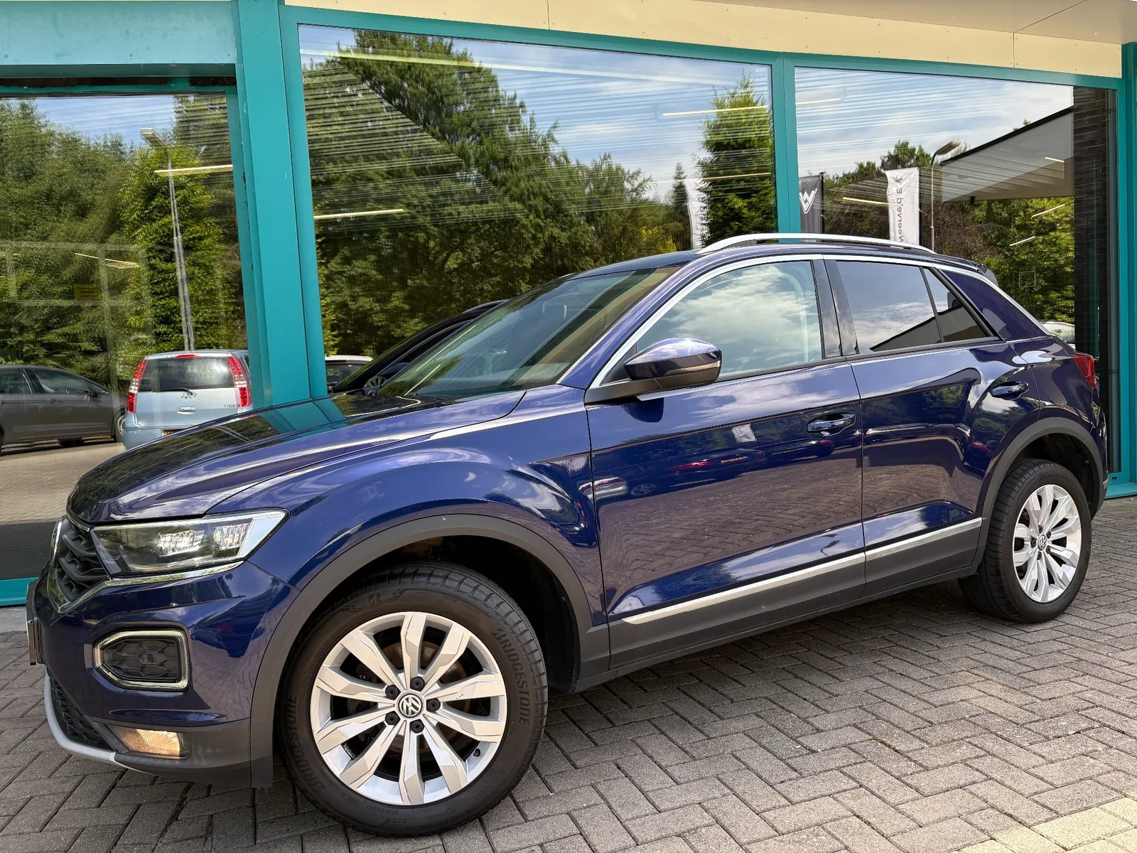 Volkswagen T-Roc (2020) — foto 1