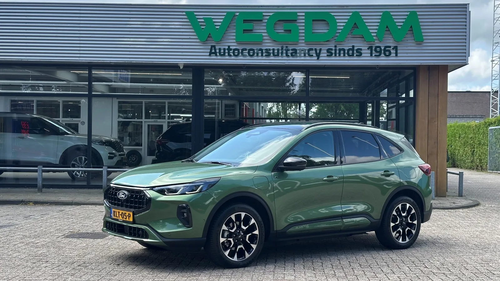 Ford Kuga (2025) — foto 1