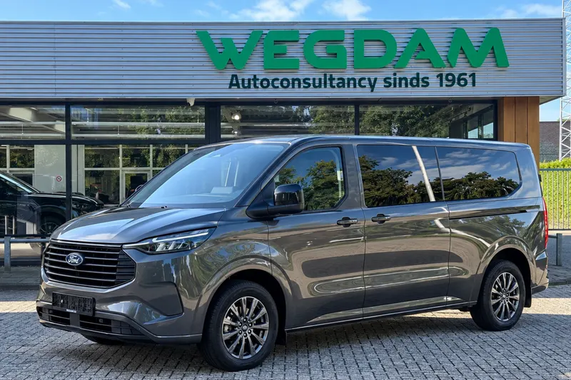 Ford Transit Custom (2025)