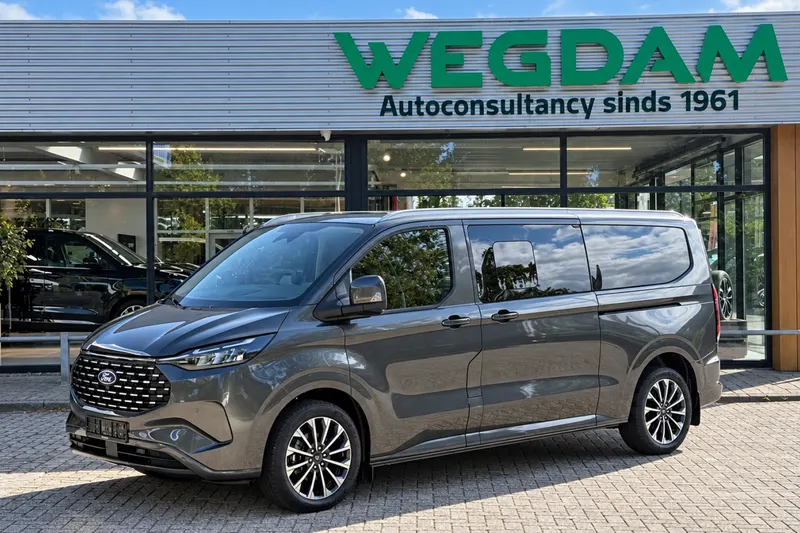 Ford Tourneo Custom (2026)