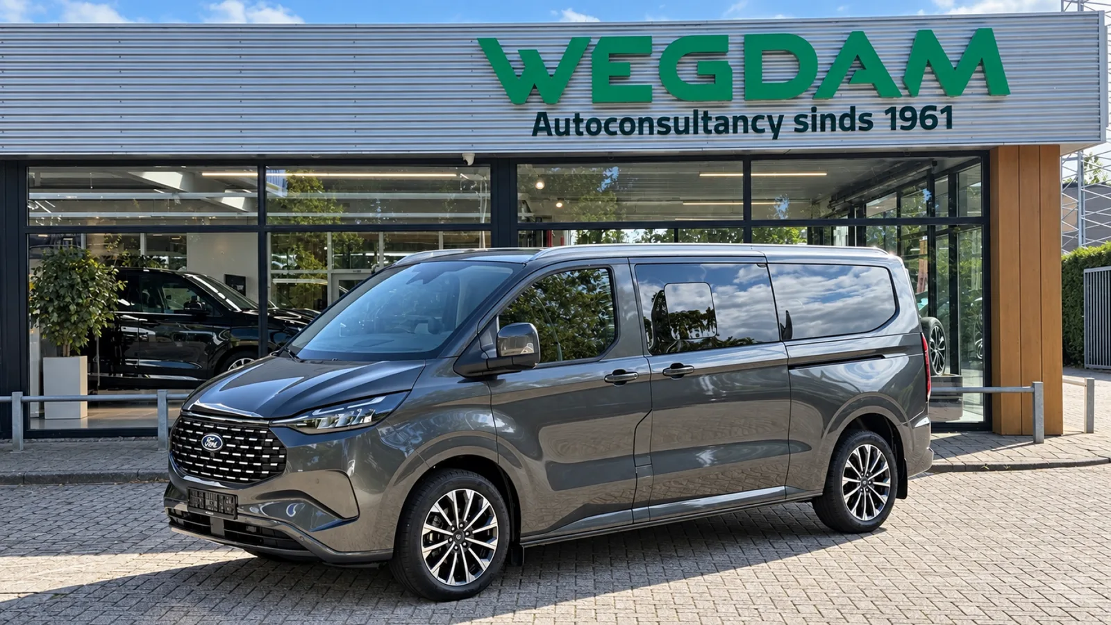 Ford Tourneo Custom (2026) — foto 1