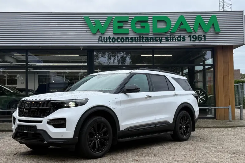 Ford Explorer (2023)