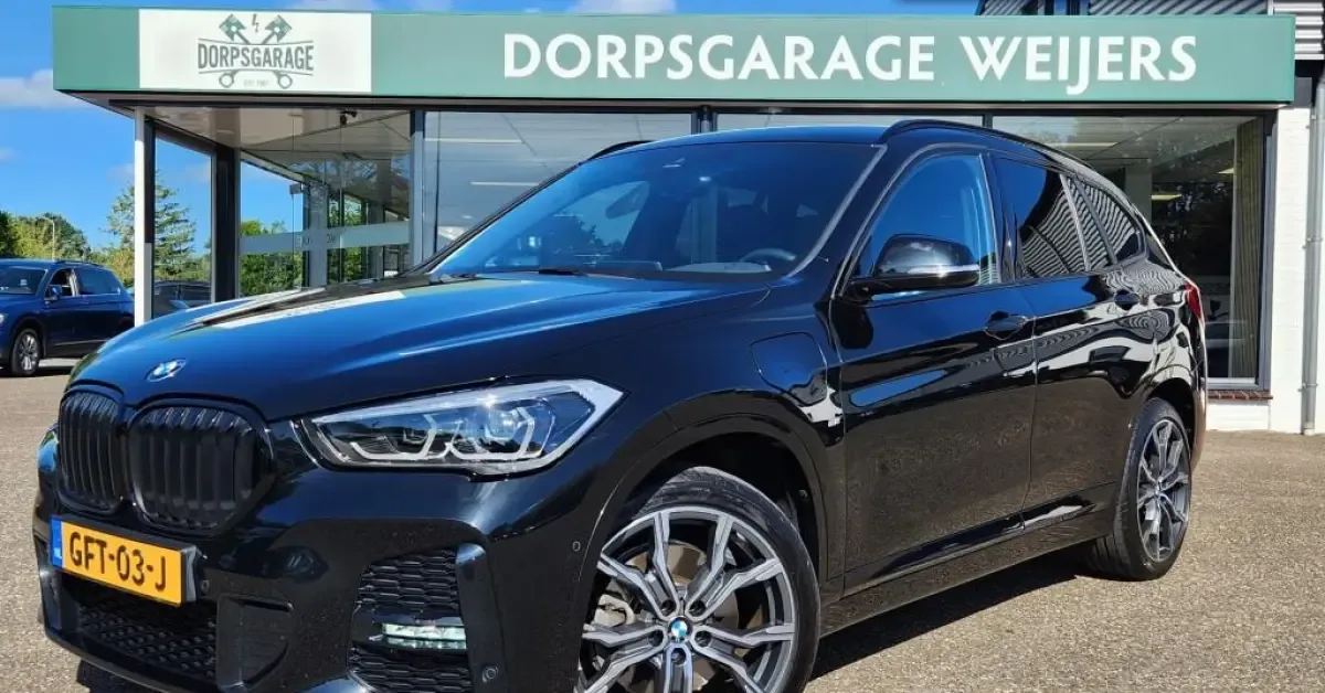 BMW X1 (2021) — foto 1