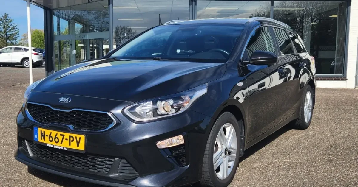 Kia Ceed (2021) — foto 1