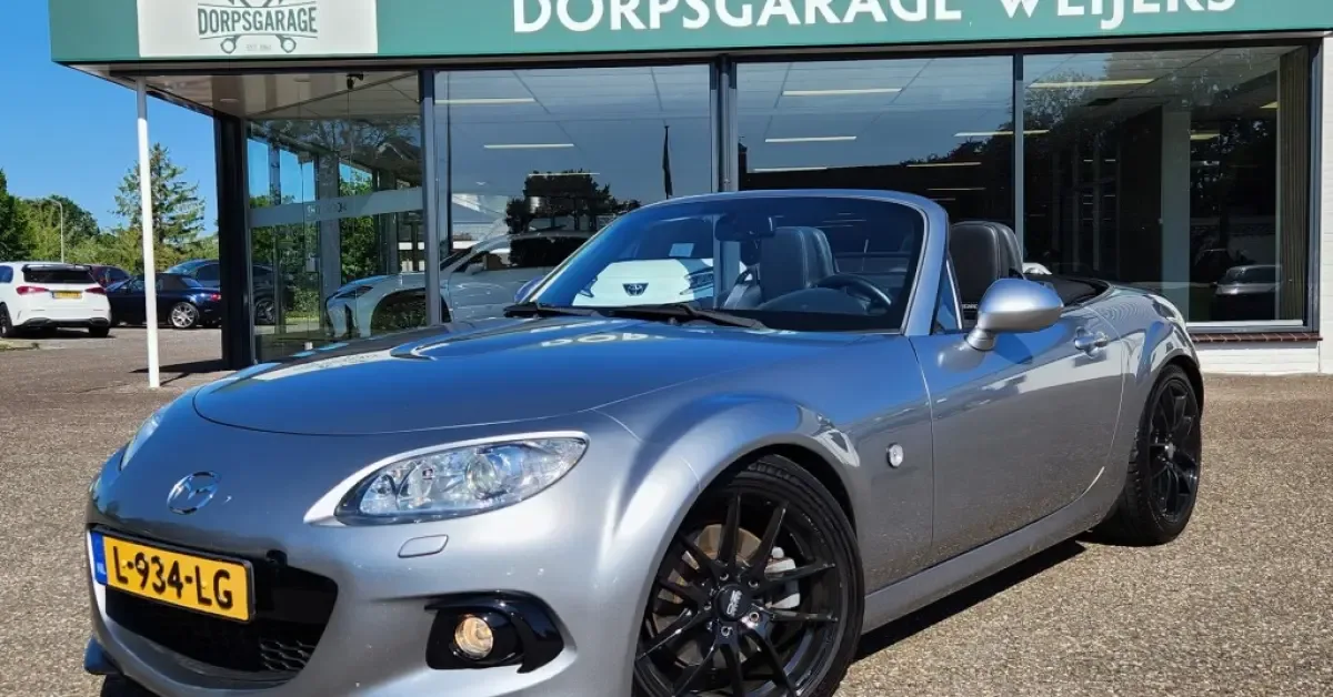 Mazda MX-5 (2015) — foto 1