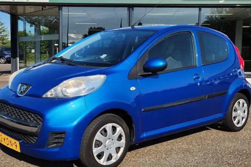 Peugeot 107 (2009)