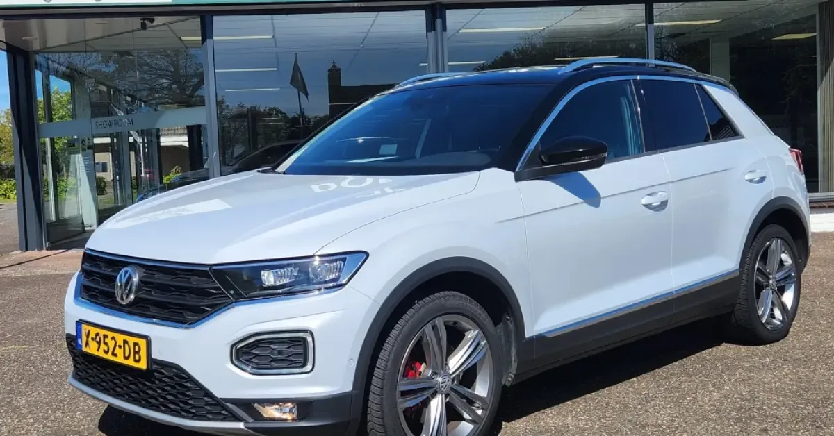 Volkswagen T-Roc (2018) — foto 1