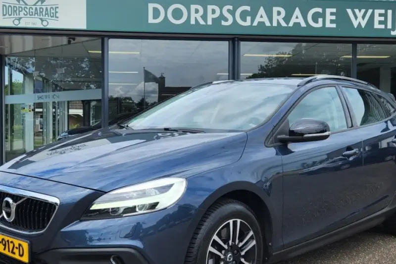Volvo V40 (2016)