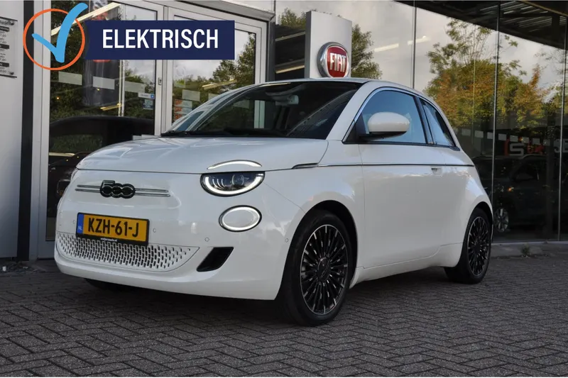 Fiat 500 (2023)