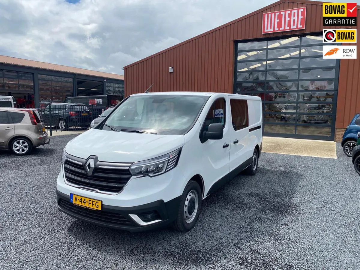 Renault Trafic (2024) — foto 1