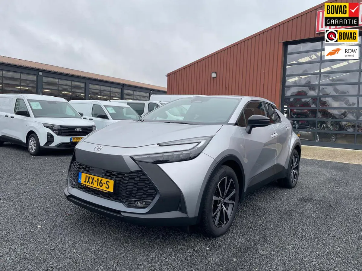 Toyota C-HR (2025) — foto 1
