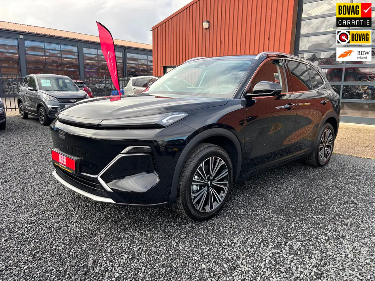 Geely Starray EM-i (2026) — foto 1