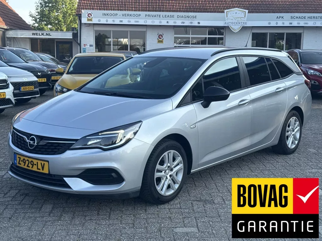 Opel Astra (2021) — foto 1