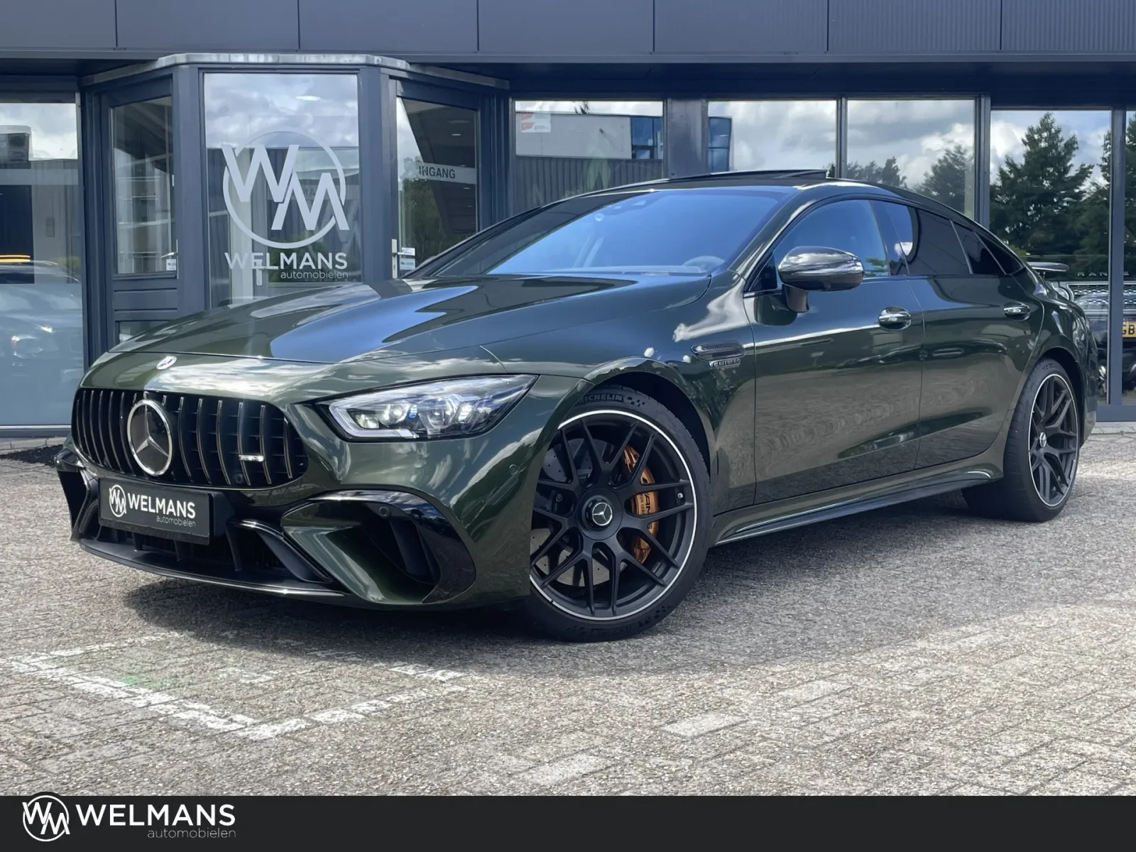 Mercedes-Benz AMG GT (2024) — foto 1