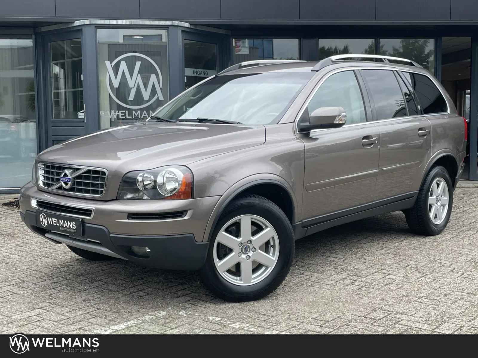 Volvo XC90 (2010) — foto 1