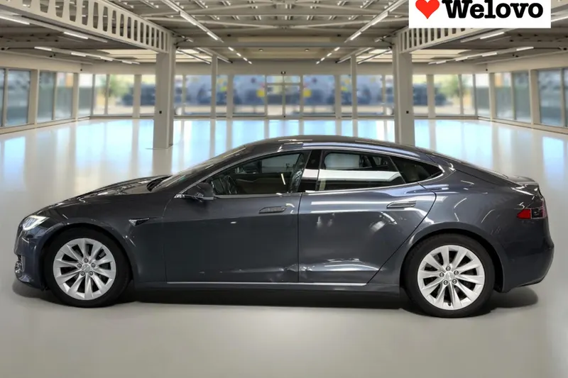 Tesla Model S (2017)