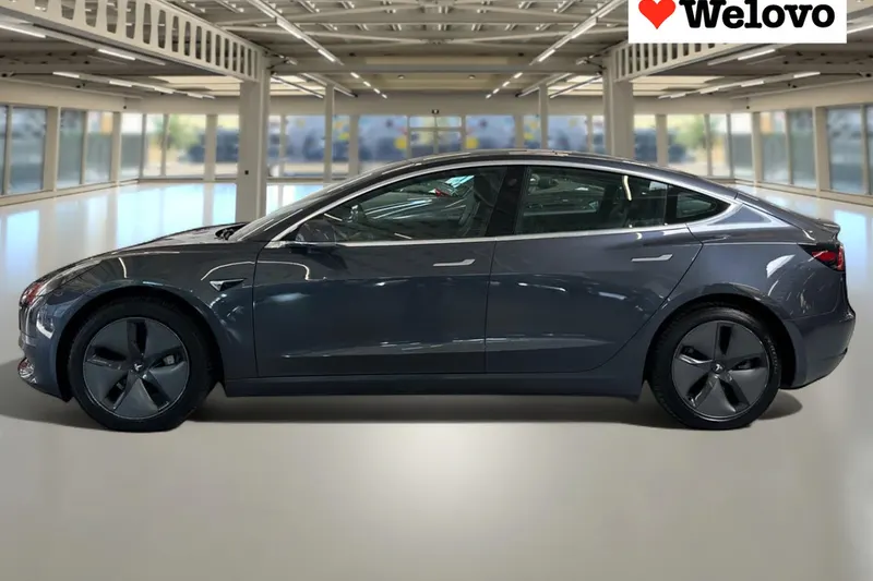 Tesla Model 3 (2019)