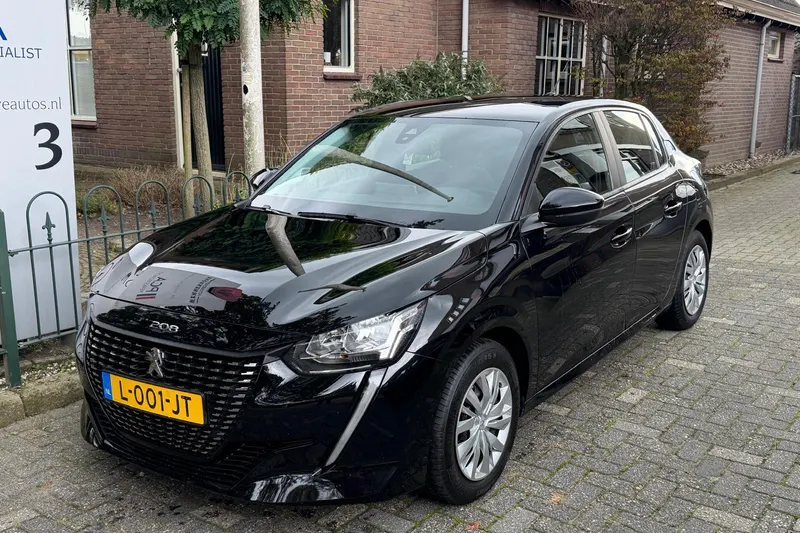 Peugeot 208 (2021)