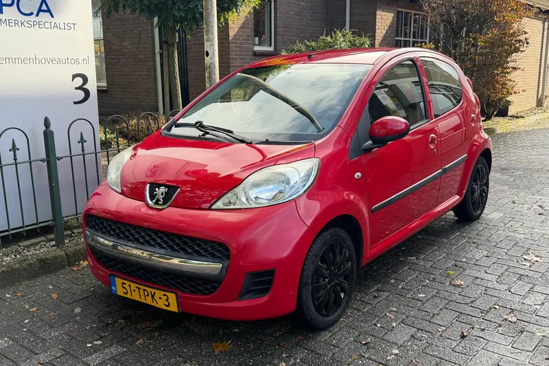 Peugeot 107 (2012)