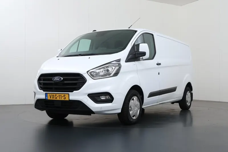 Ford Transit Custom (2023)