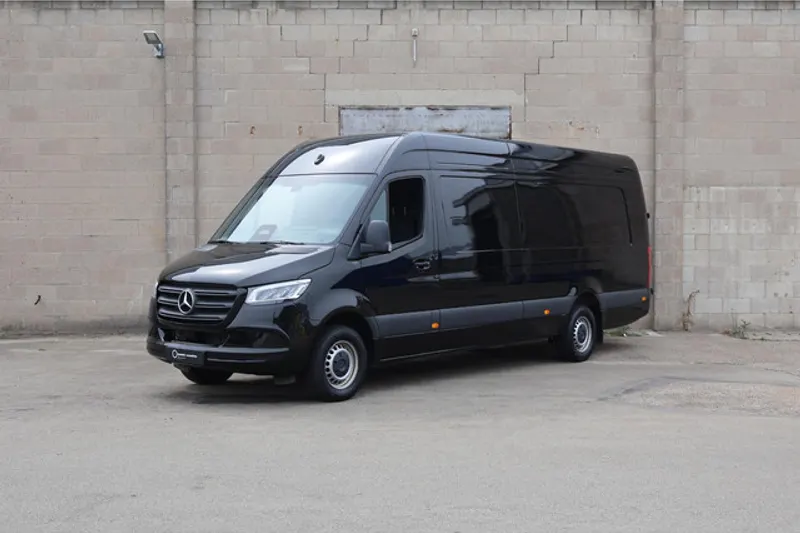 Mercedes-Benz Sprinter (2024)
