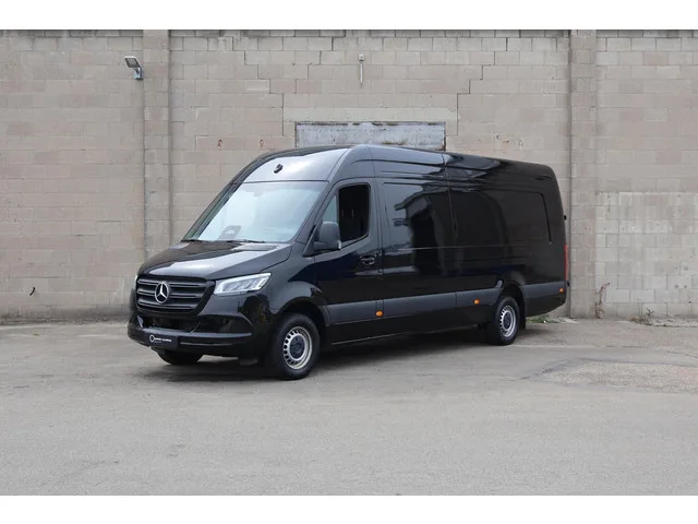 Mercedes-Benz Sprinter (2024) — foto 1