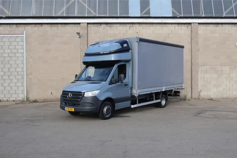 Mercedes-Benz Sprinter (2024)