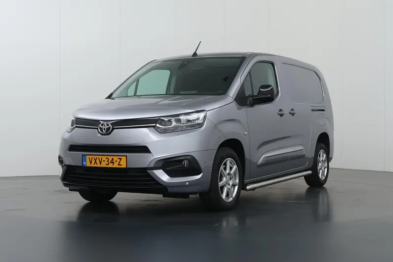 Toyota Proace (2023)