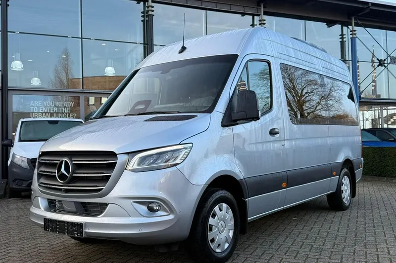 Mercedes-Benz Sprinter (2025)