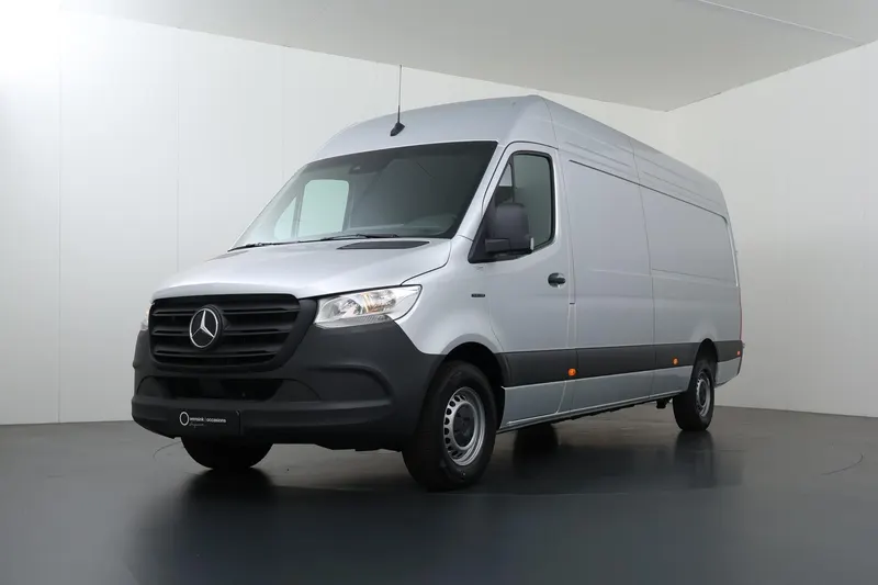 Mercedes-Benz eSprinter (2024)