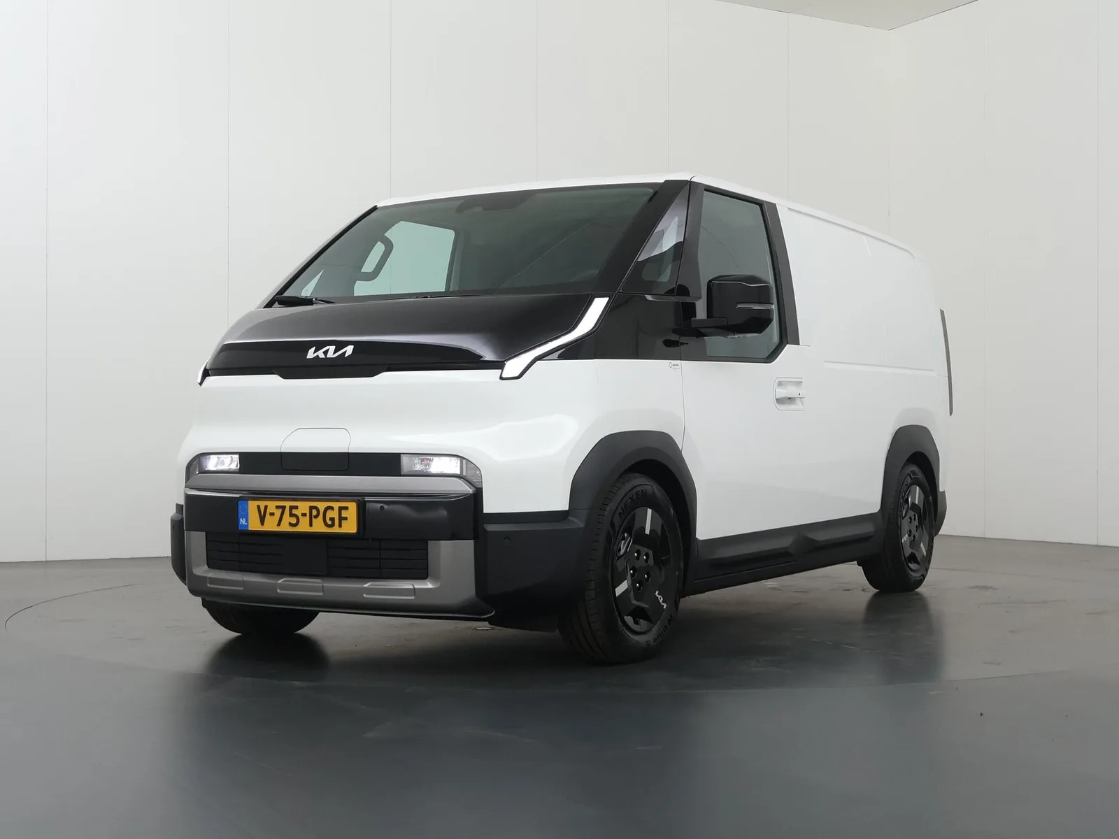 Kia PV5 (2026) — foto 1