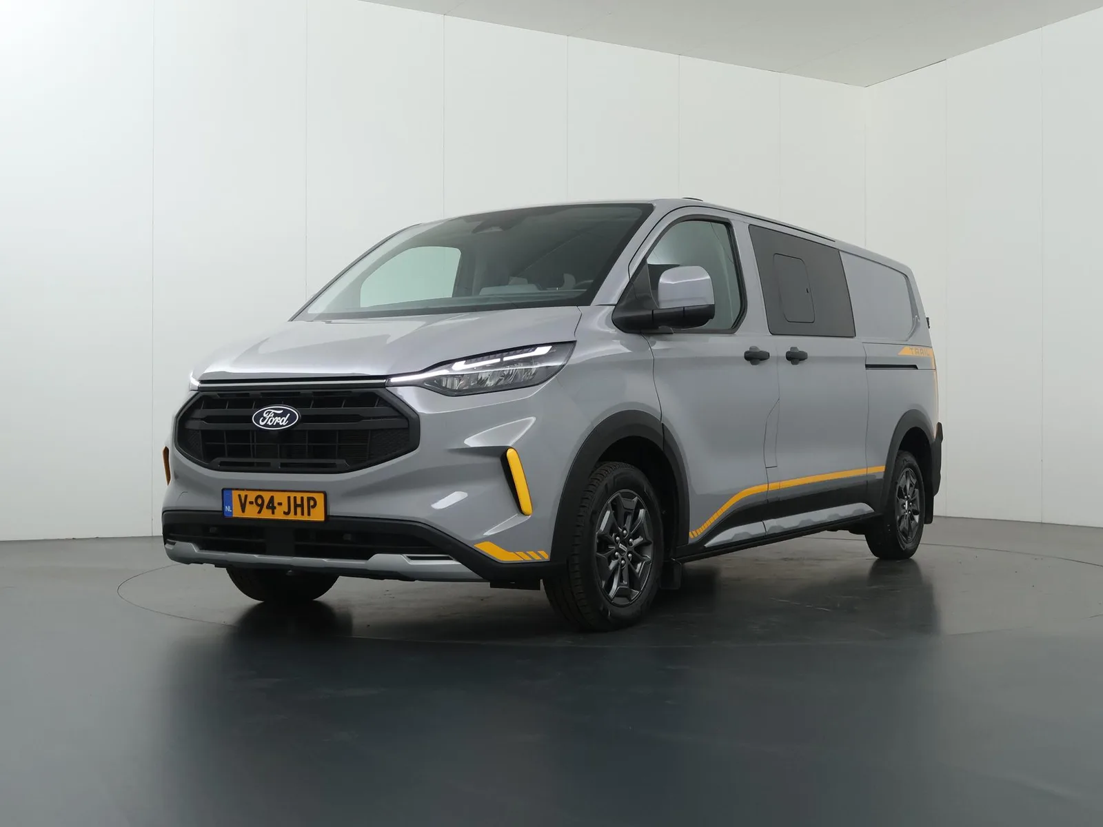 Ford Transit Custom (2024) — foto 1