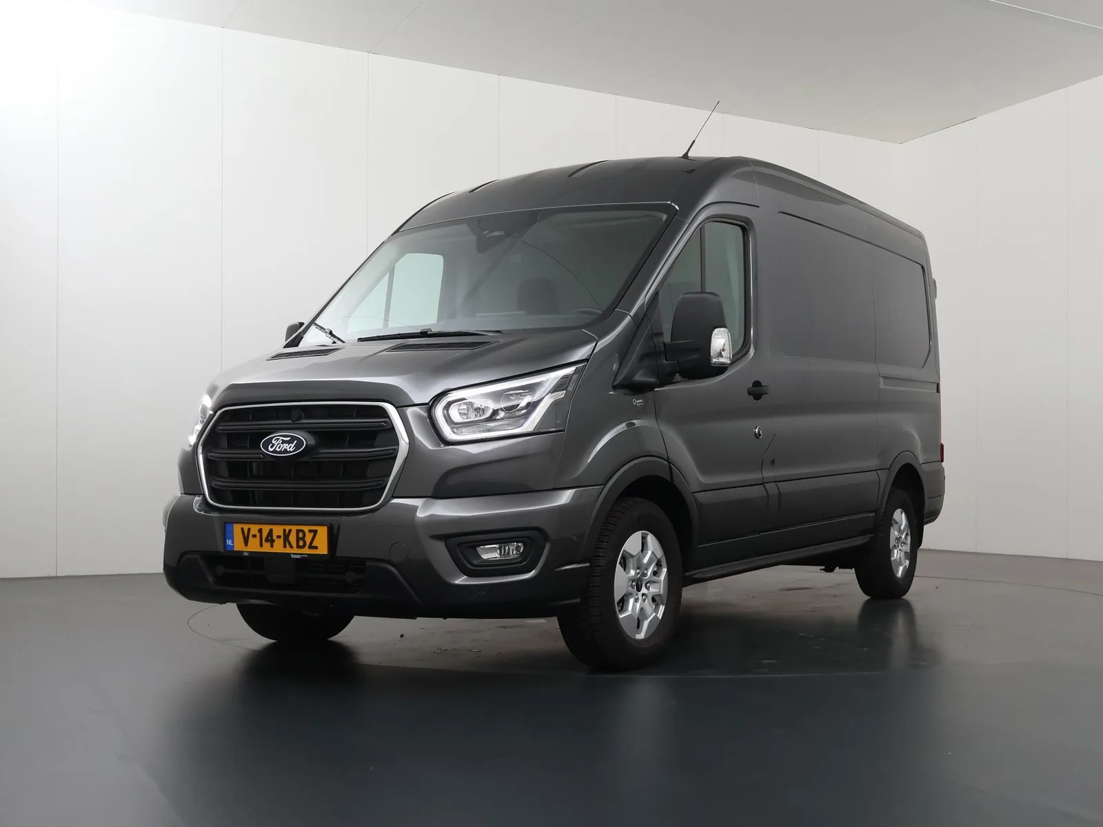 Ford Transit (2024) — foto 1
