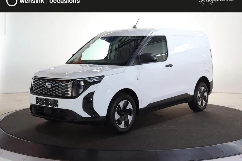 Ford E-Transit Courier (2026)