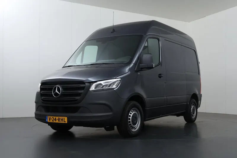 Mercedes-Benz Sprinter (2023)
