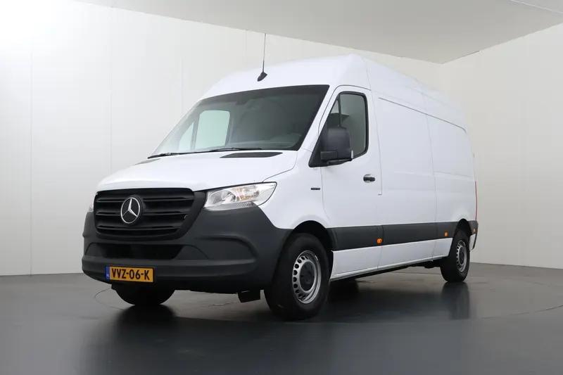 Mercedes-Benz eSprinter (2023)