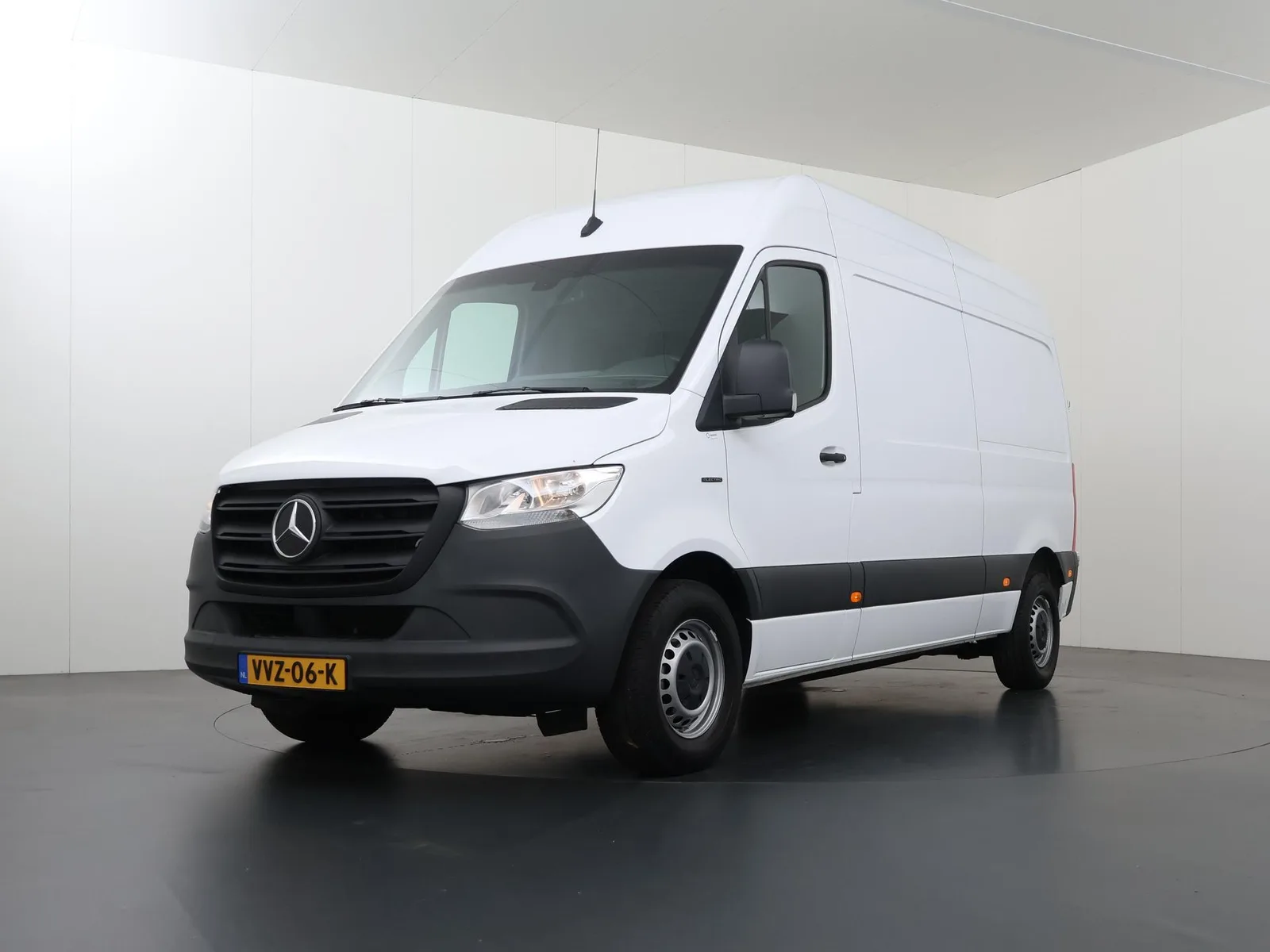 Mercedes-Benz eSprinter (2023) — foto 1